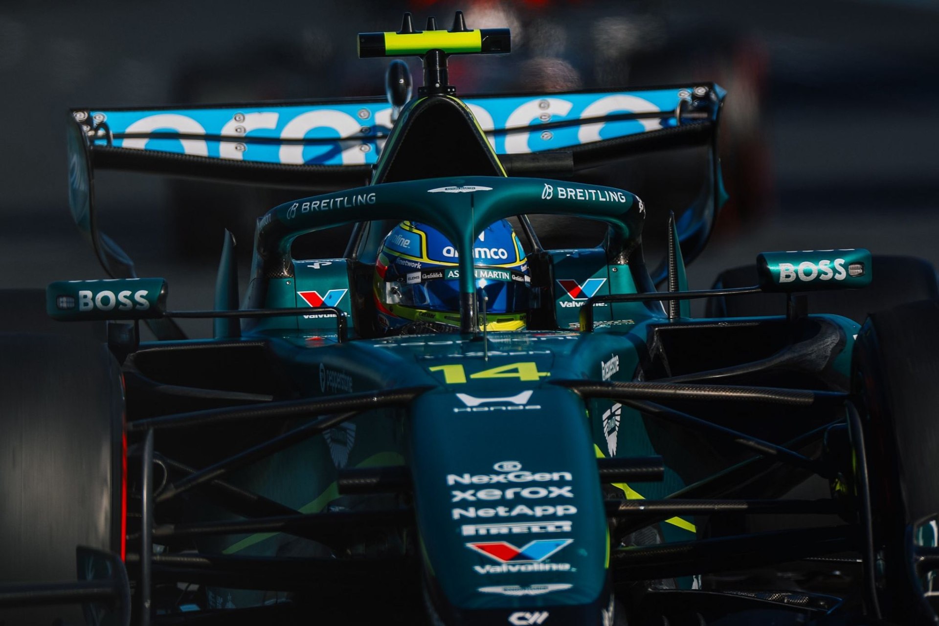 Alonso vê Aston Martin “dez vezes atrás” e projeta dificuldades na China: “Nada mudou”
