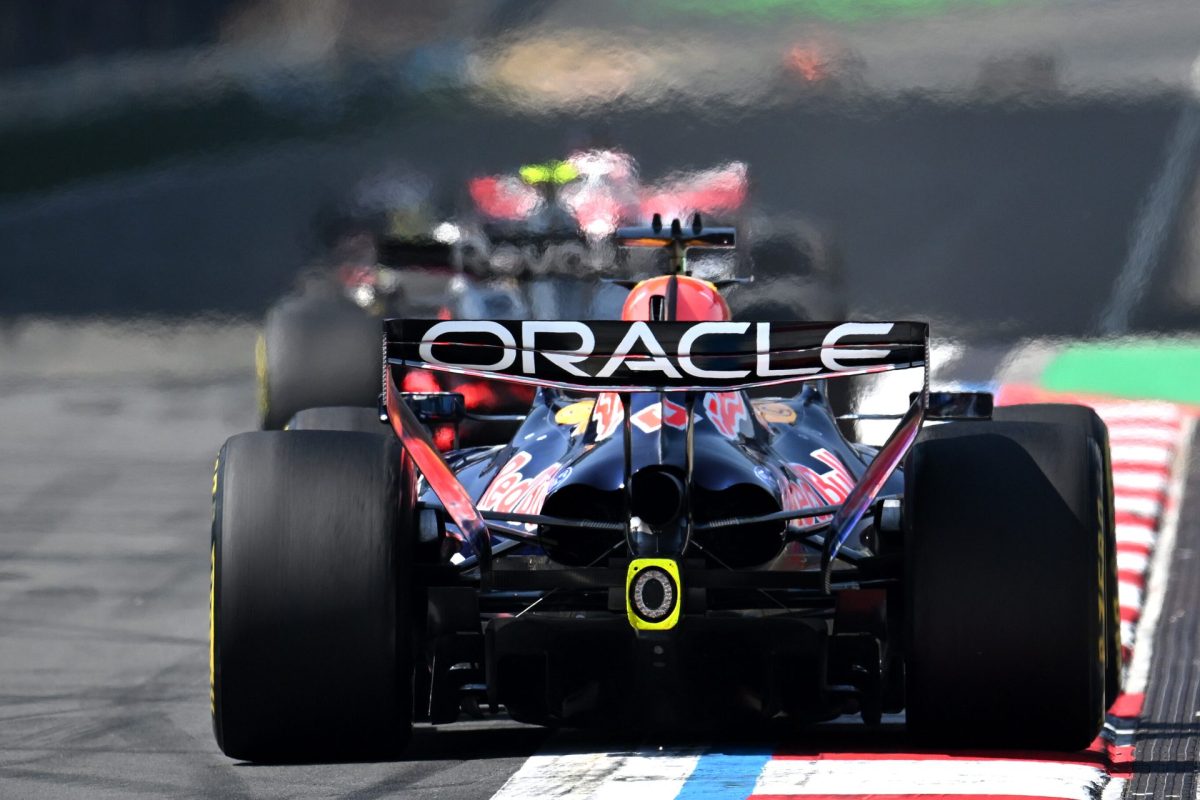 FIA age após alerta da Ferrari e proíbe truque de Mercedes e Red Bull na F1 2026