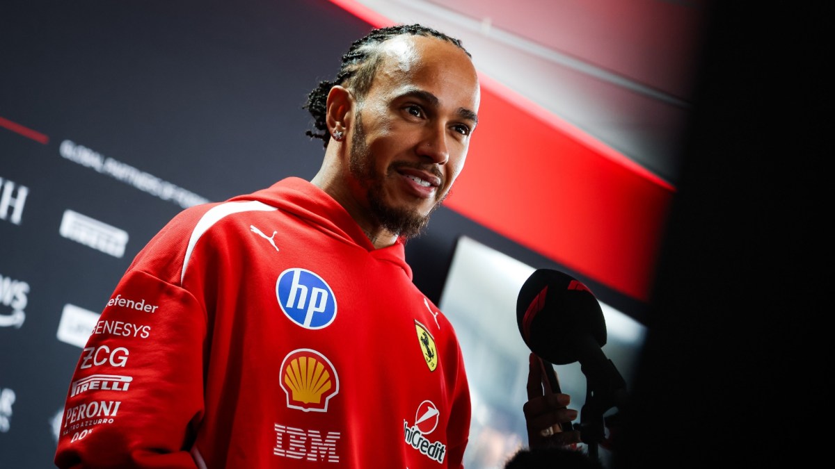 Hamilton explica mudança de atitude e garante: “Ninguém trabalha mais que eu”