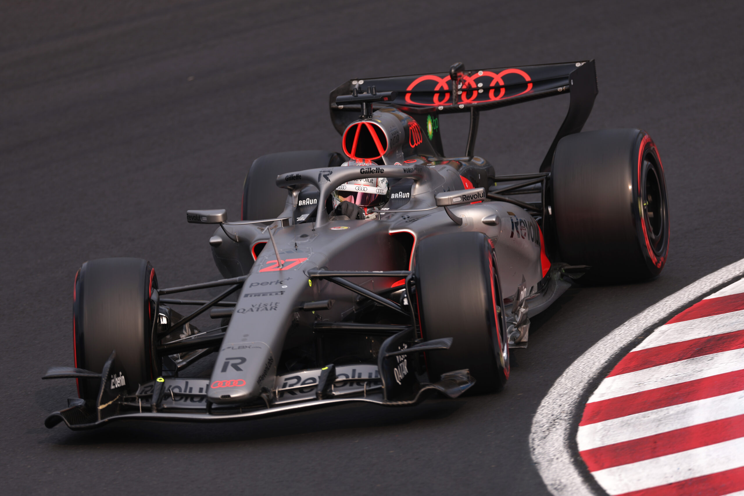 McLaren admite interesse em copiar soluções de Audi e Ferrari: “Mas é preciso entendê-las”