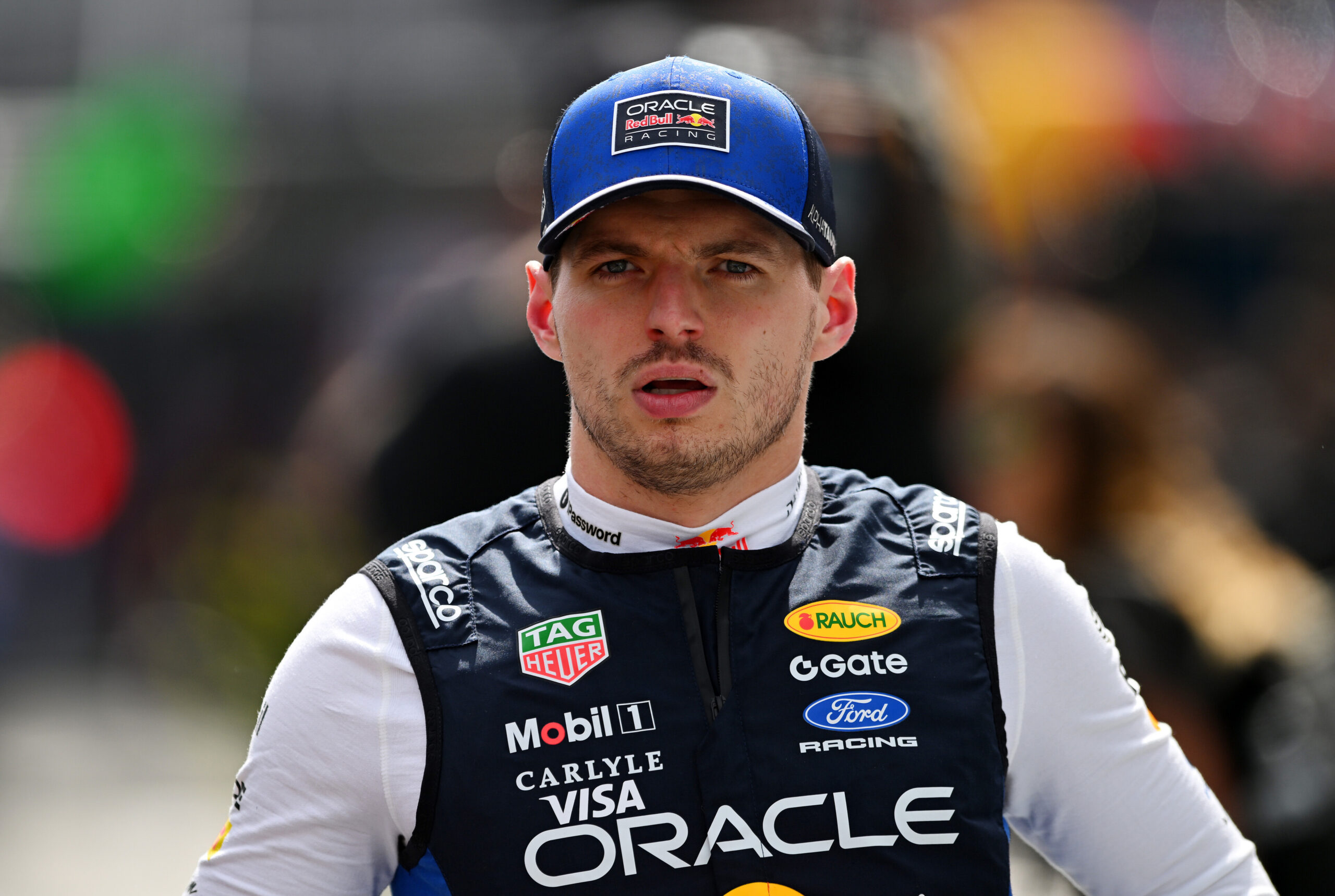 Steiner culpa Red Bull e ironiza críticas de Verstappen a regulamento da F1 2026