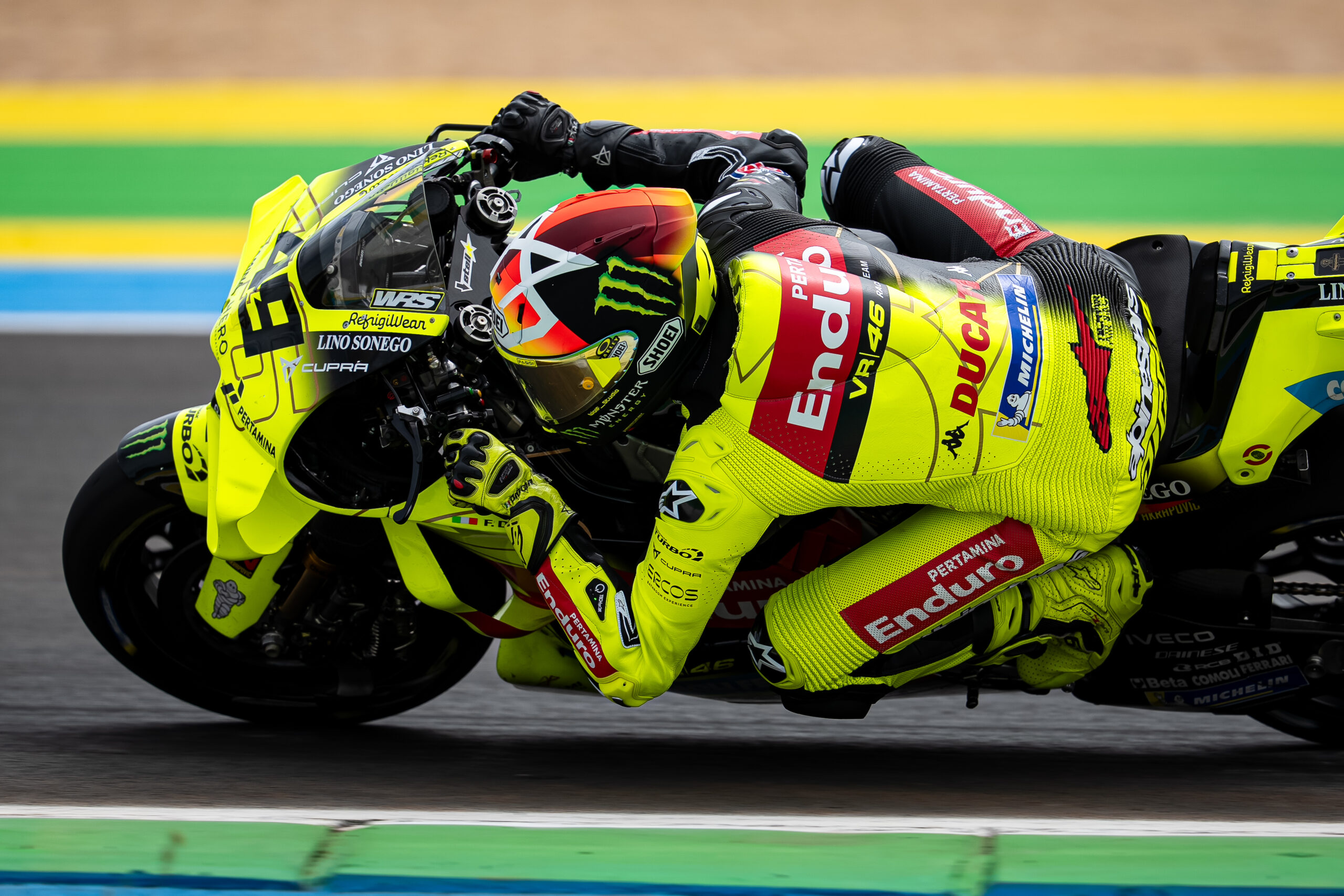Di Giannantonio lamenta “porta aberta” para Marc Márquez vencer sprint do Brasil