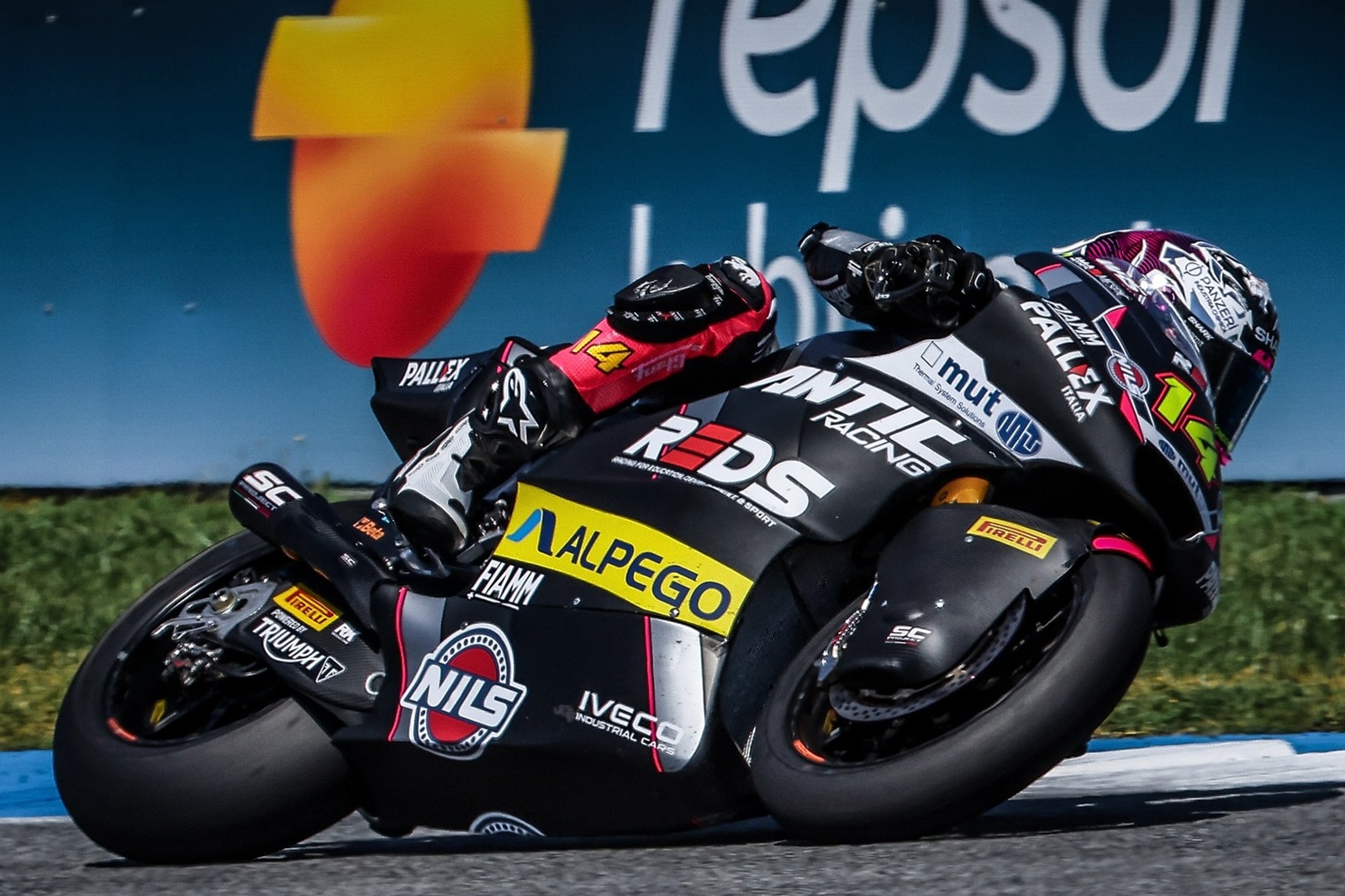 Arbolino surpreende concorrência e lidera 1º dia de treinos da Moto2 em Goiânia