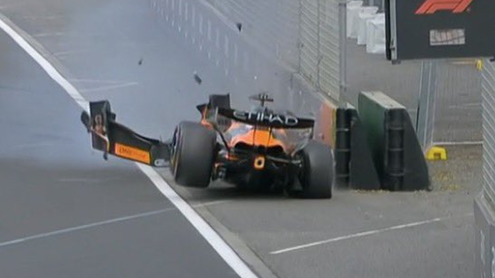 Piastri se accidenta al salir de boxes y abandona el GP de Australia antes de la largada