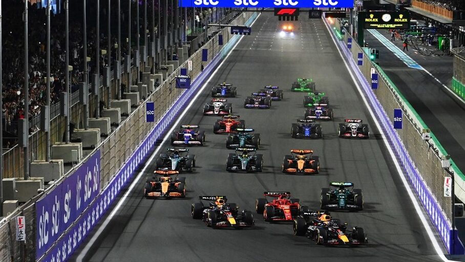 Organizadores del GP de Arabia Saudita negocian reubicación en el calendario de 2026