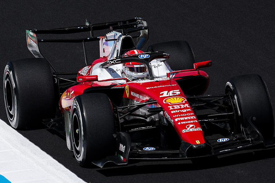 Ferrari retoma testes com asa Macarena e projeta ganho de até 10 km/h