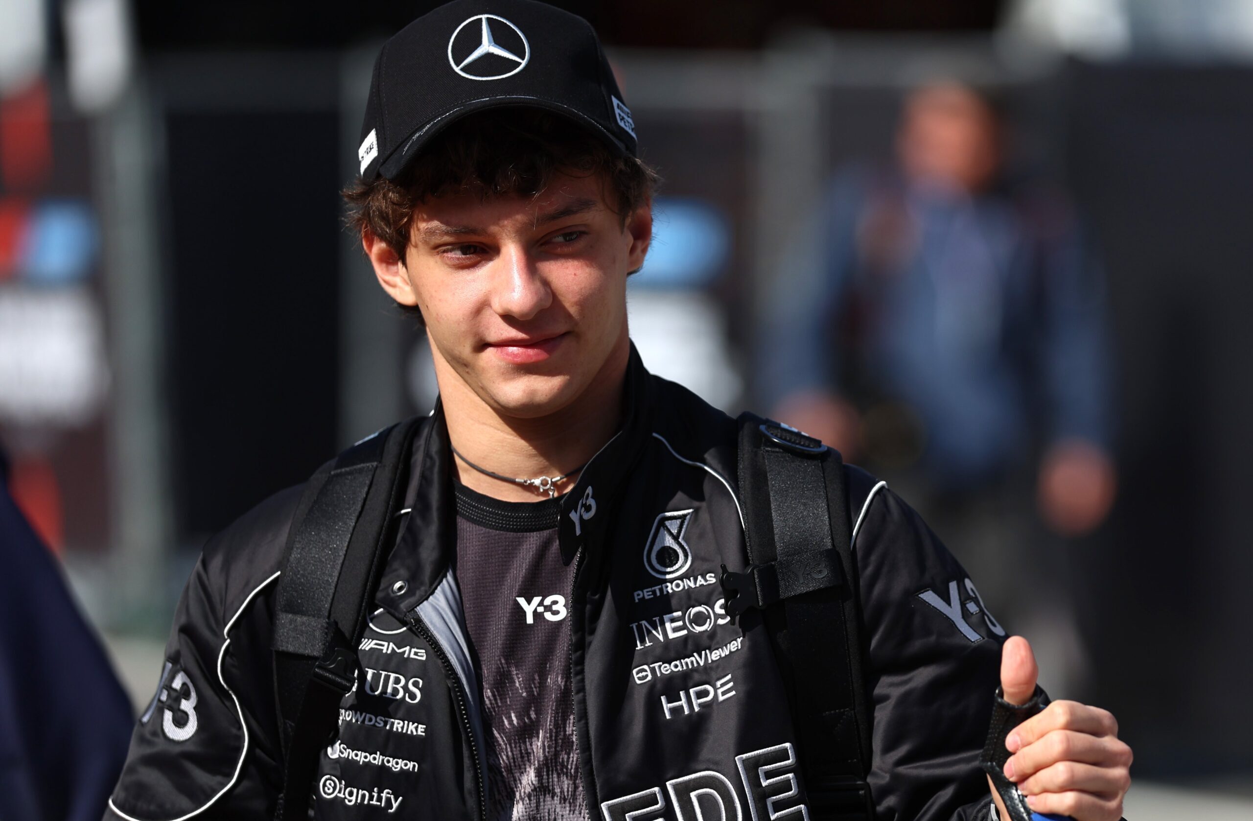 Antonelli crê que Mercedes “encontrou problema” das largadas: “Sabemos onde mexer”