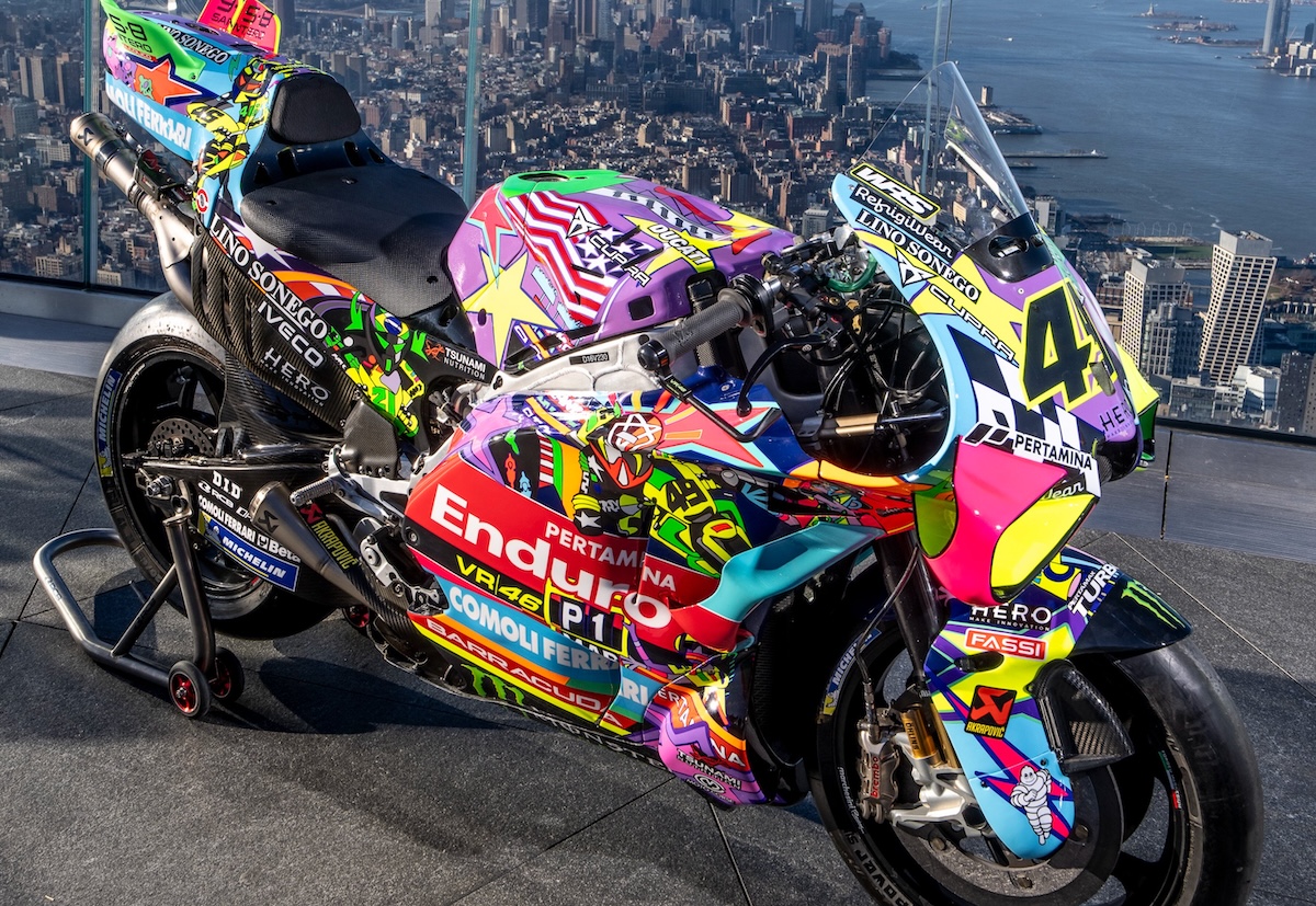 VR46 visita mirante mais alto do Ocidente e apresenta pintura especial do GP das Américas