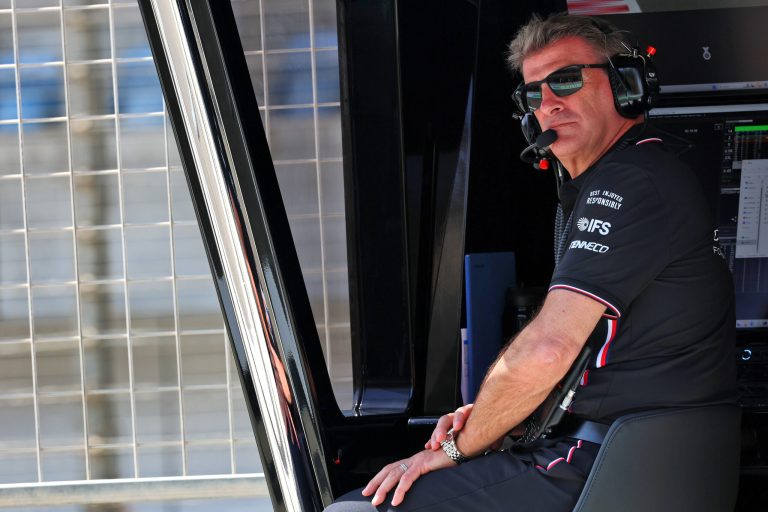 Cadillac admite problemas, mas reforça ambição de crescer na F1: “Não queremos só completar o grid”