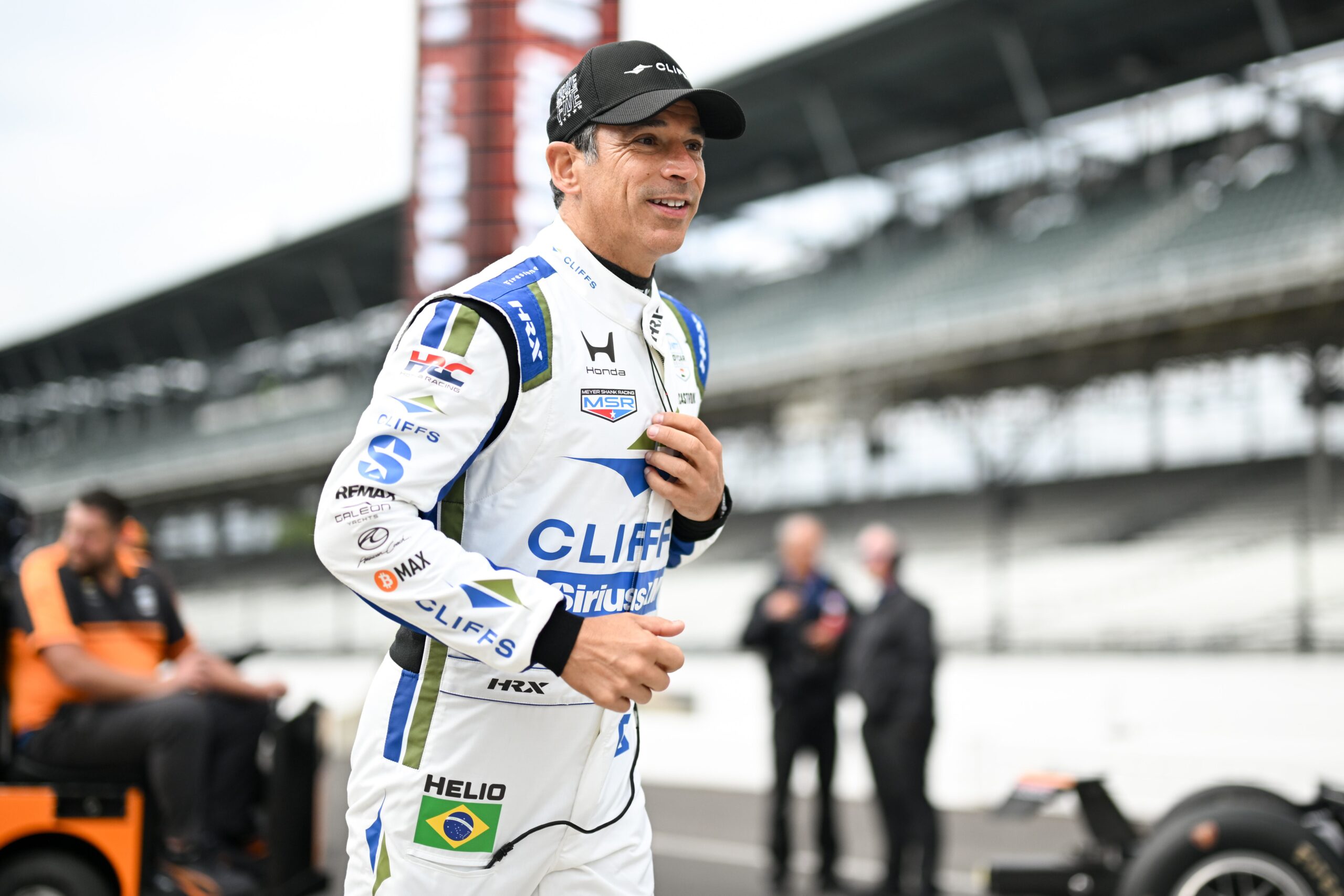 Castroneves admite que se sentiu “como criança” em volta a Indianápolis