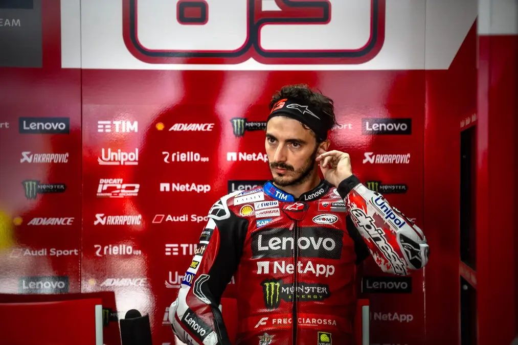 Bagnaia critica a la prensa por “cazar escándalos” en MotoGP