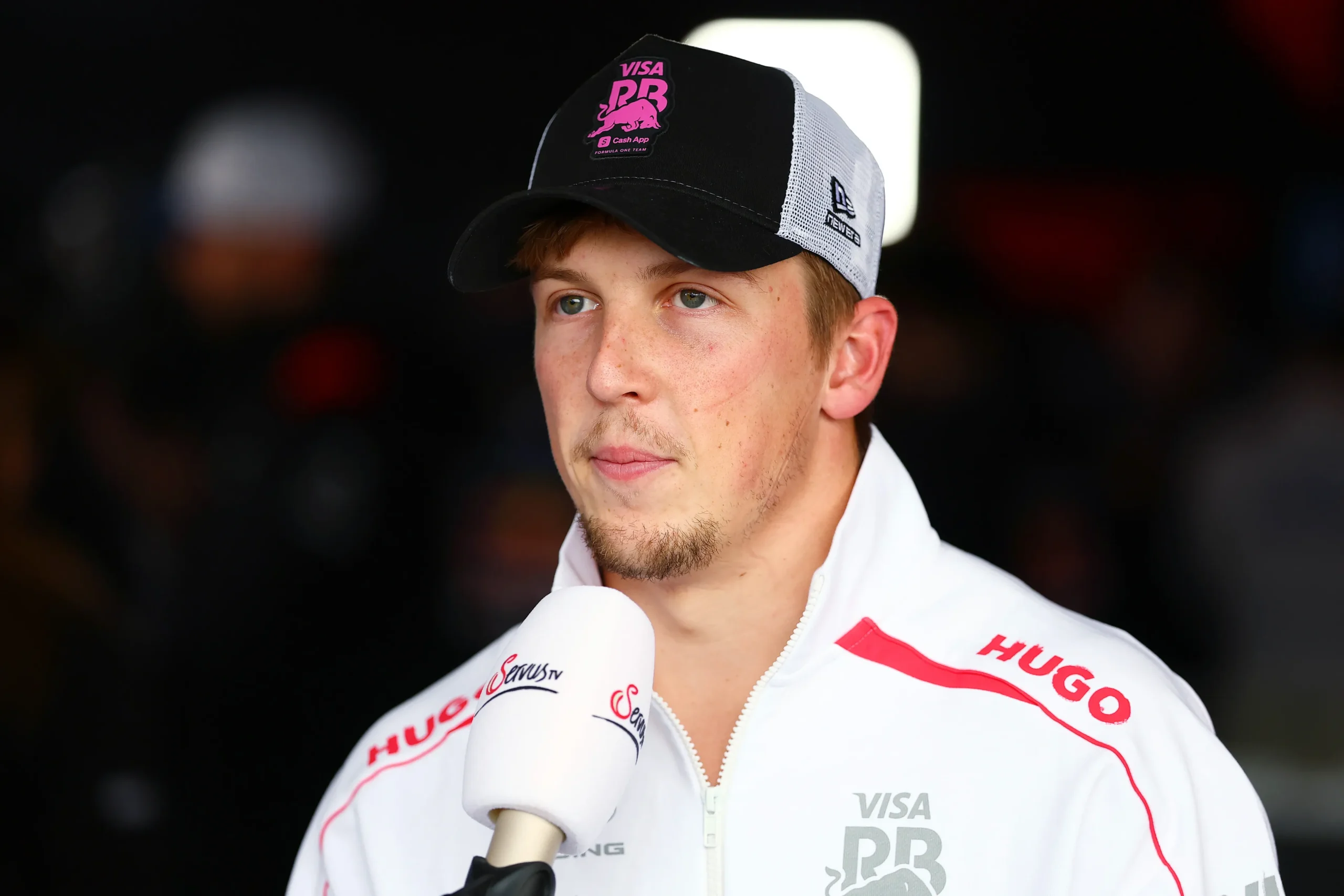 Lawson celebra puntos, pero admite preocupación con el Racing Bulls