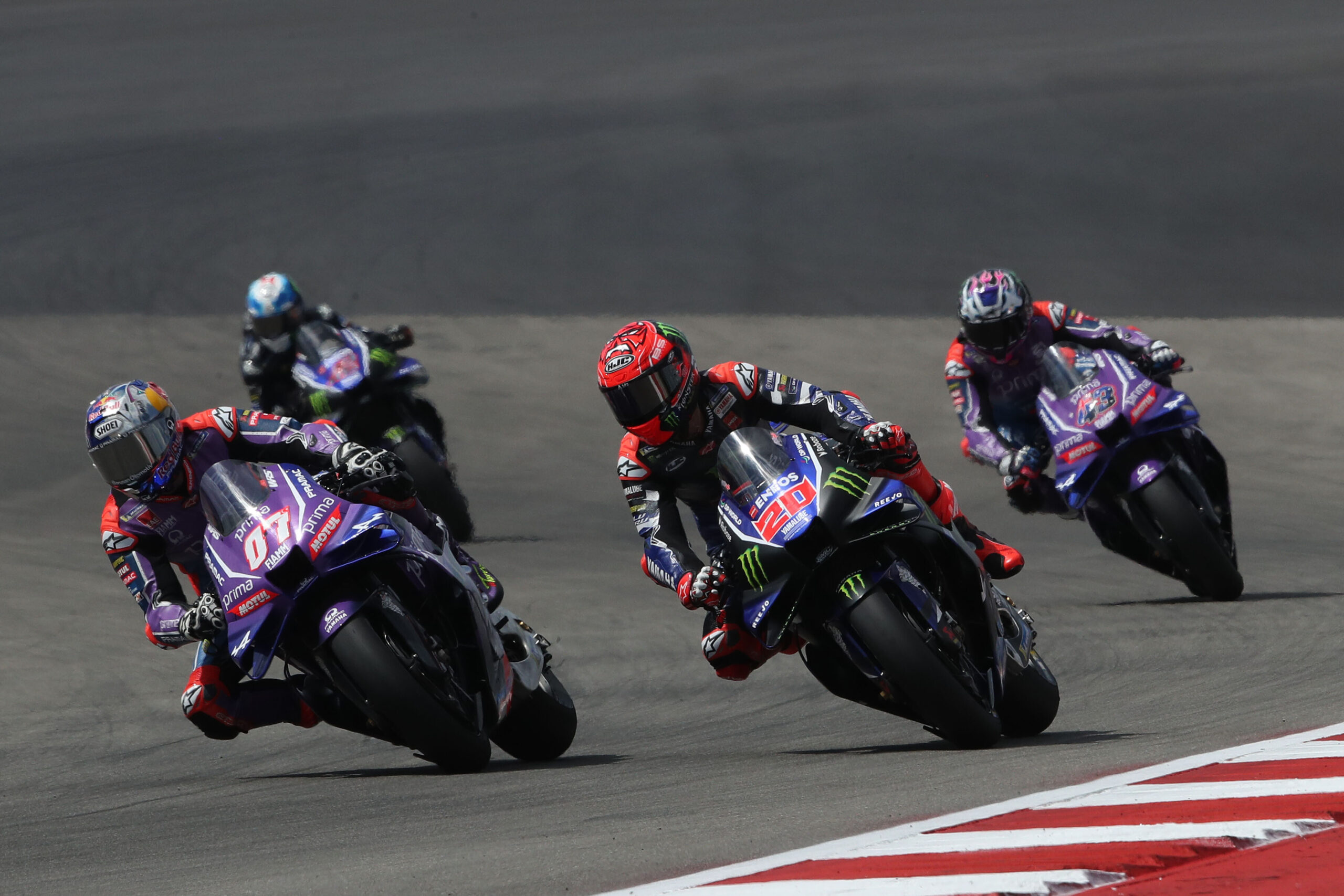 Quartararo se impressiona com ritmo de Razgatlioglu nos EUA: “Suave como no WSBK”