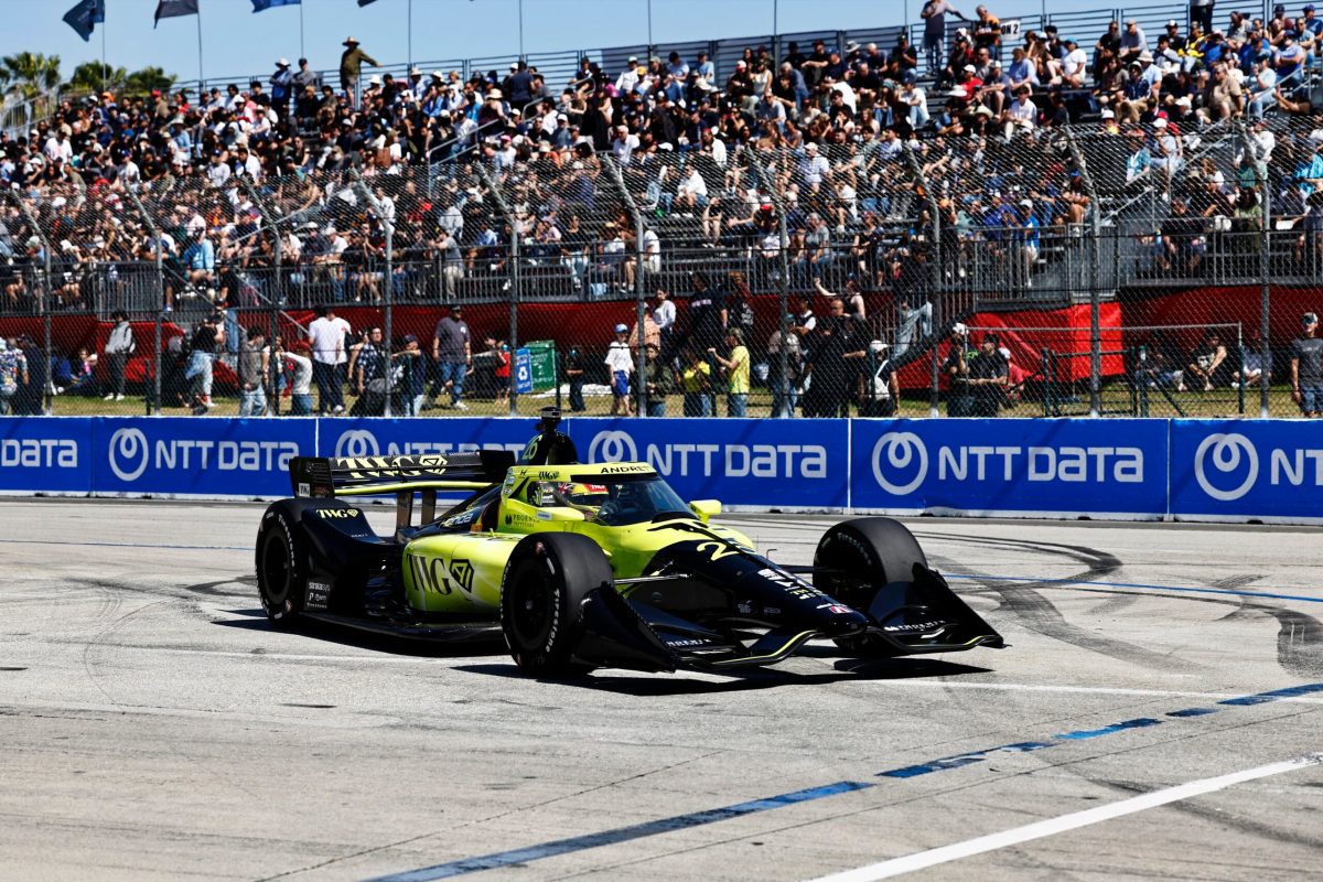 Power coloca Andretti na frente no TL1 da Indy em Long Beach. Collet é 21º