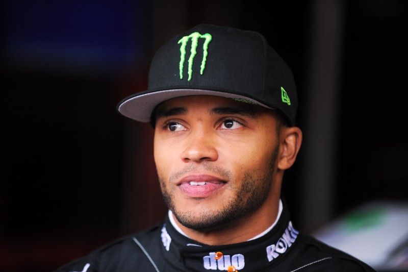 Irmão de Hamilton acerta com equipe campeã para temporada 2026 do BTCC