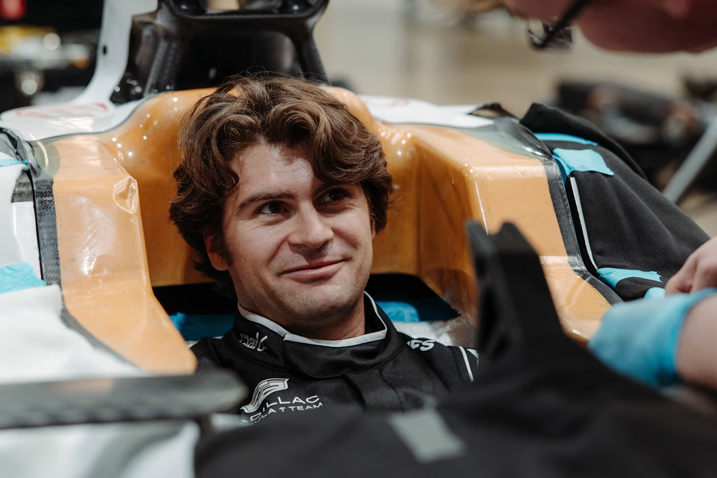 Cadillac deixa Pérez no banco e dá nova chance a Herta no TL1 do GP da Itália