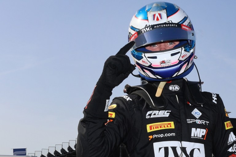 Wheldon sobra em Zandvoort e toma liderança da FREC. Confira classificação