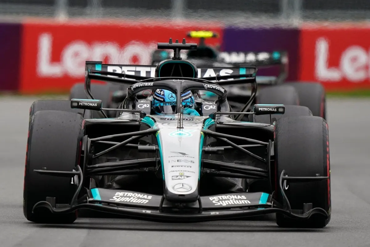 Russell ve título de F1 2026 “en manos” de Antonelli tras abandono en Canadá