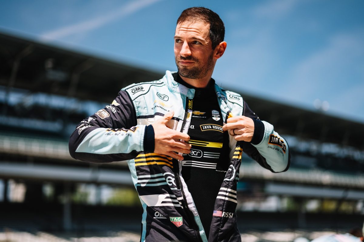 Rossi sofre lesões em acidente no TL7 e segue sob avaliação para disputar Indy 500