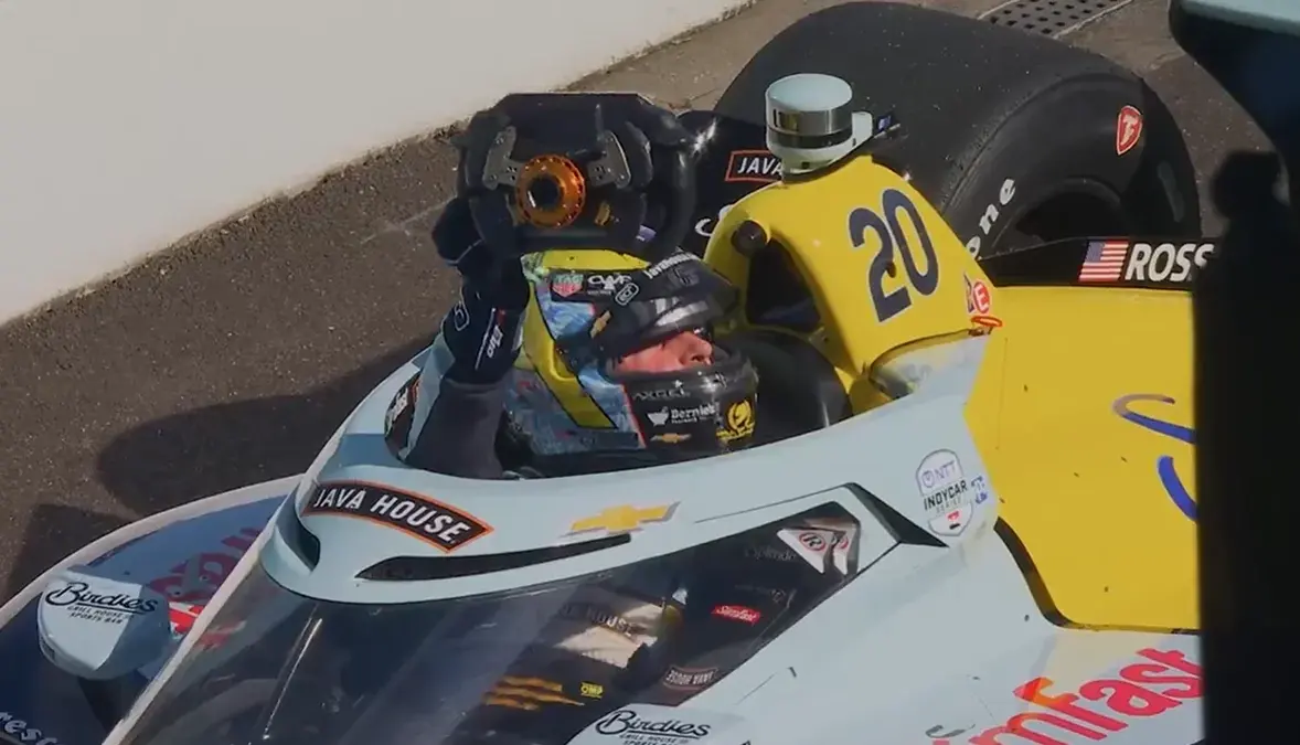 IndyCar cambia norma de bandera amarilla tras el incidente con Rossi