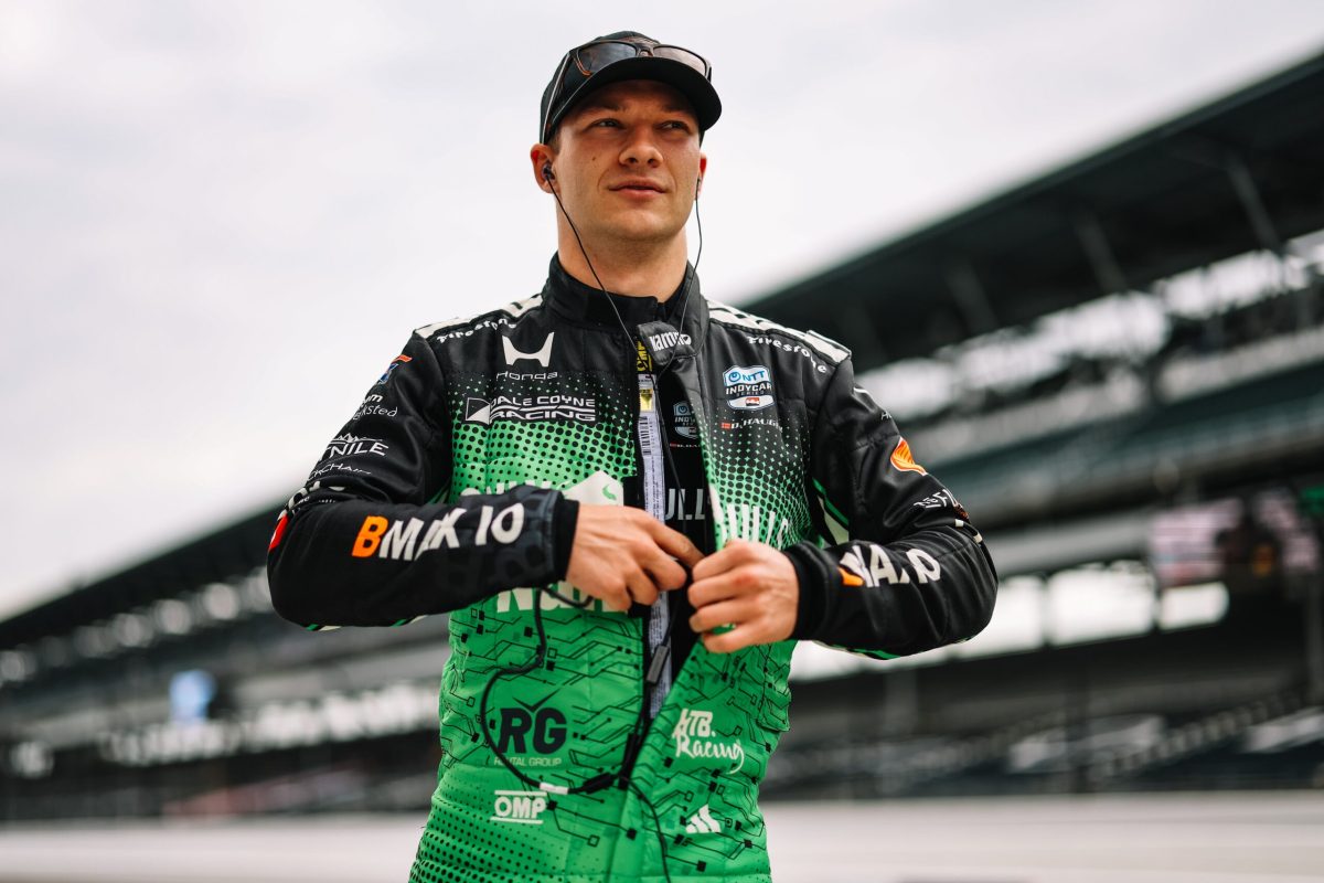Hauger vê participação na Indy 500 como “sonho realizado”: “Absorvendo tudo”