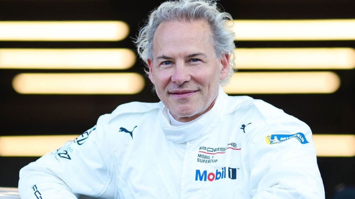 Villeneuve volta às pistas e fecha participação na Porsche Supercup 2026