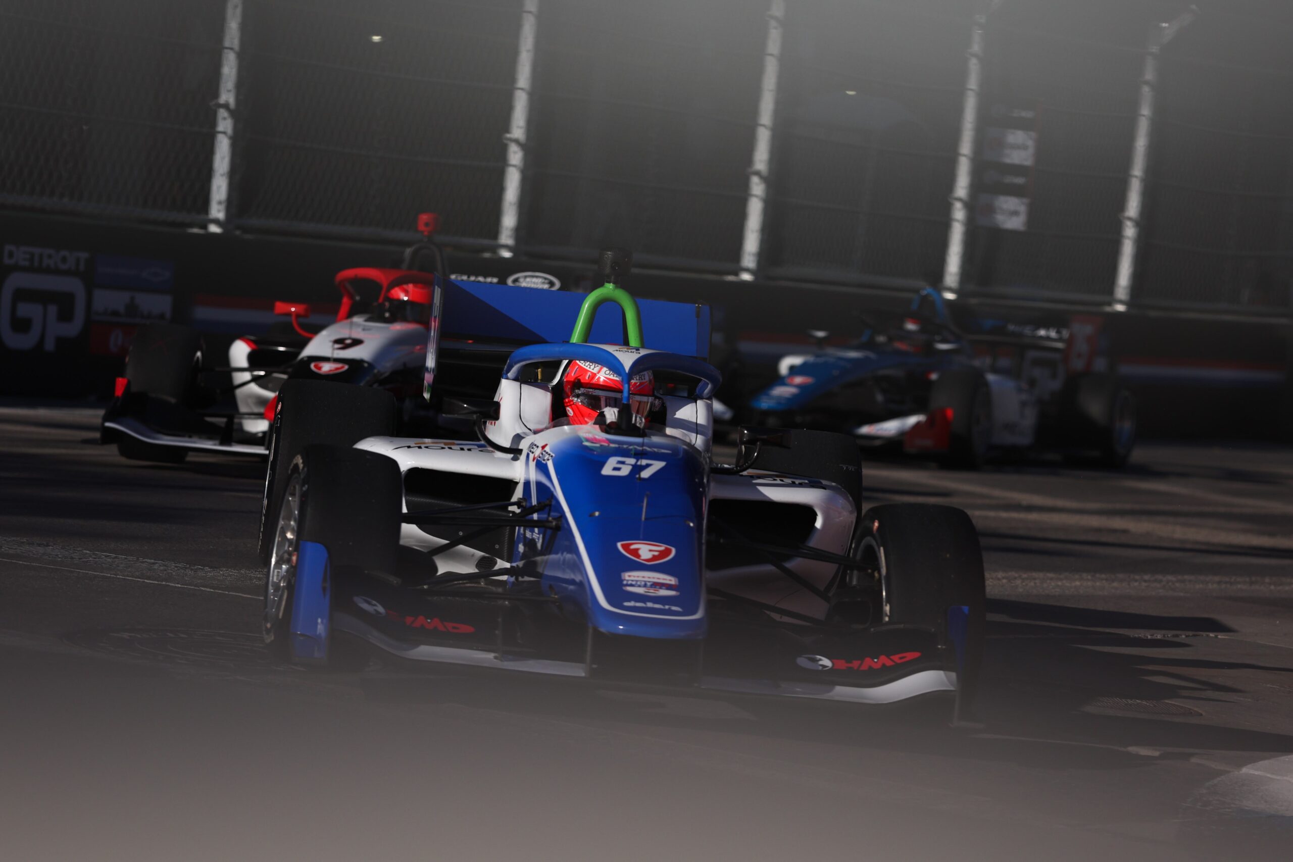 Fittipaldi aproveita vacilo de rivais em Detroit e vence pela 2ª vez na Indy NXT 2026