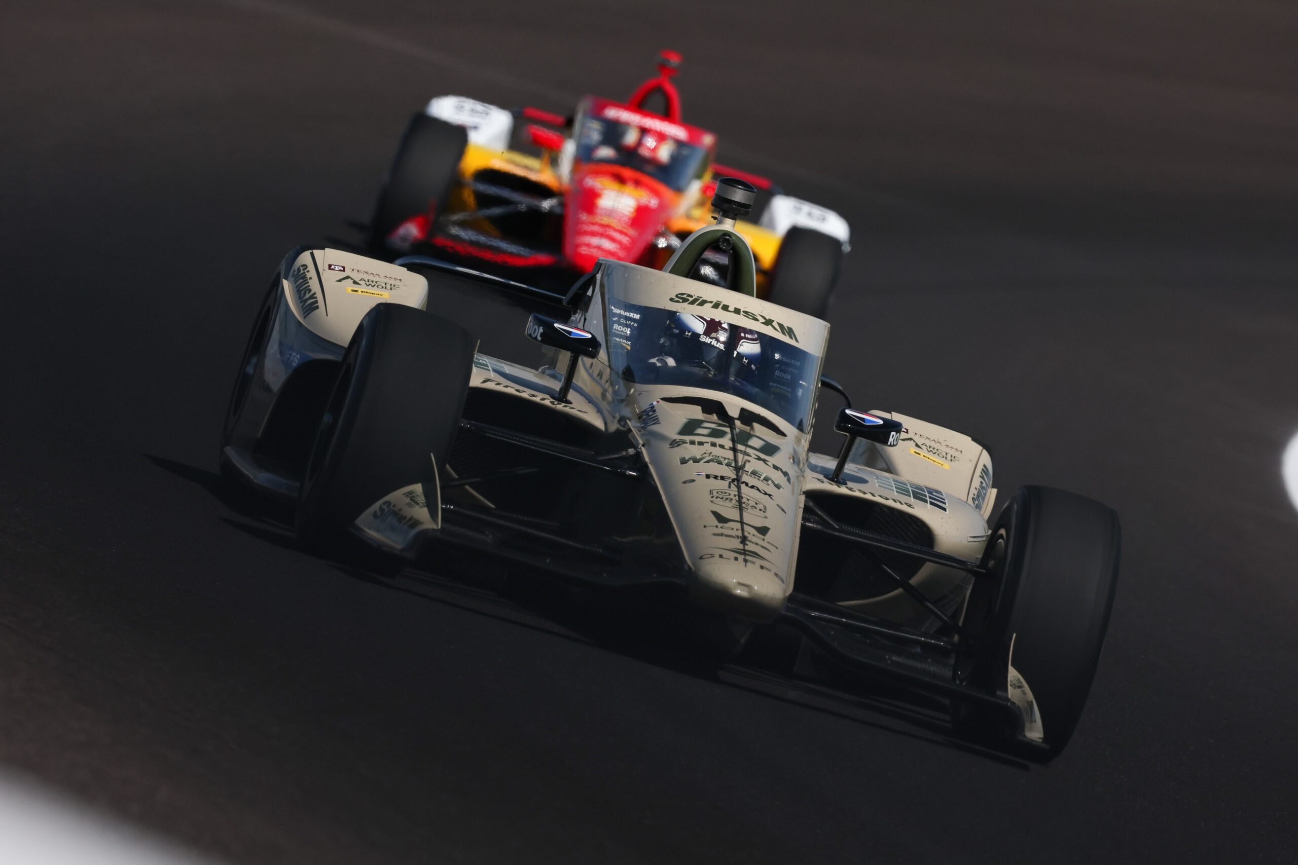Rosenqvist supera Rossi e comanda Fast Friday da Indy 500 afetada pela chuva. Collet é 17º