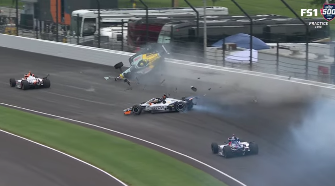 Rossi é hospitalizado após forte acidente no treino livre 7 da Indy 500