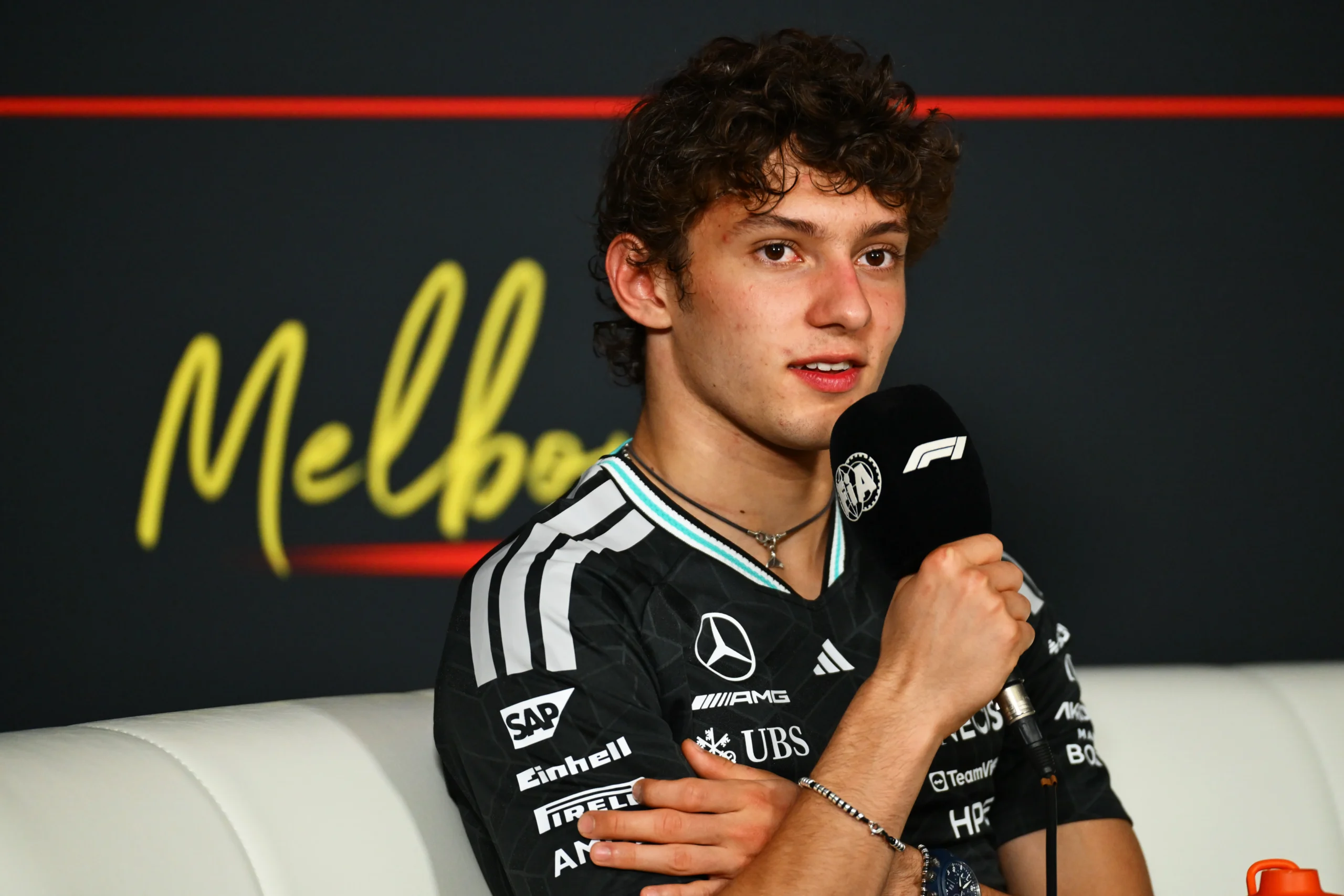 Mercedes veta participación de Antonelli en las 24 Horas de Nürburgring