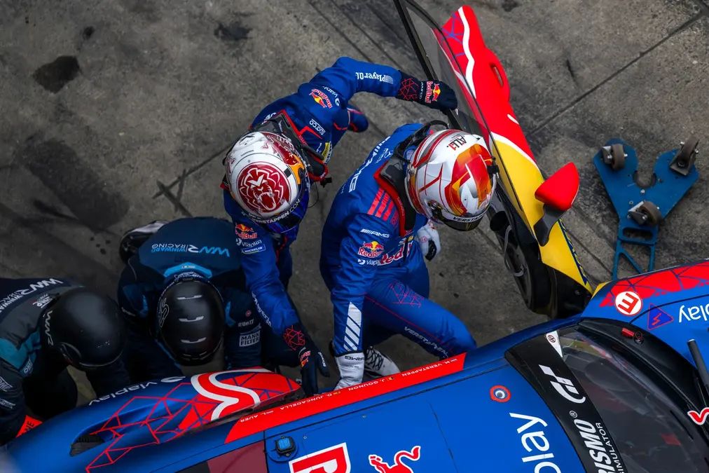 Estre elogia la actuación de Verstappen en las 24 Horas de Nürburgring