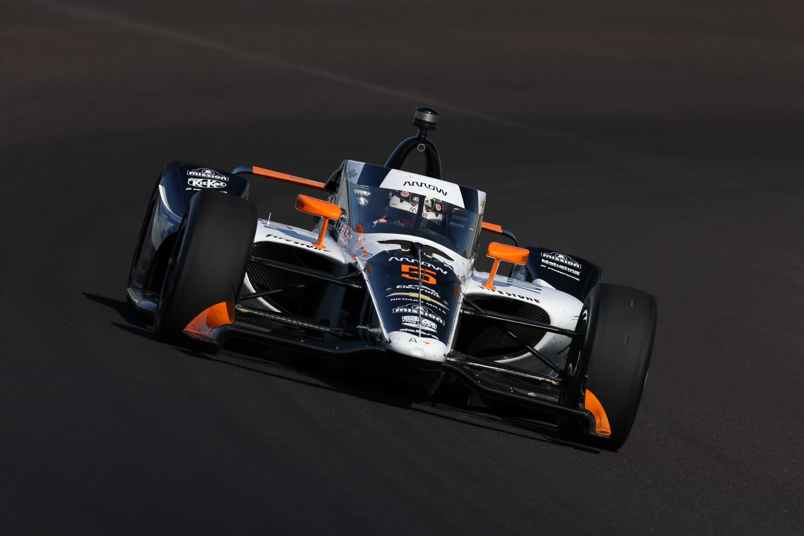 O’Ward bate Castroneves e lidera treino livre 3 da Indy 500. Collet é 7º
