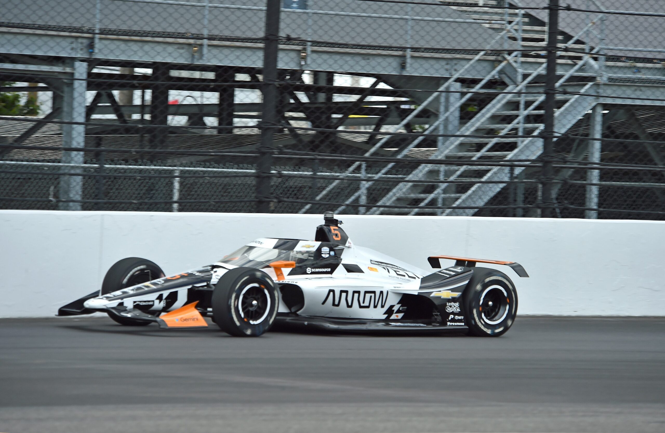 McLaren troca chassi de O’Ward para Indy 500 após forte acidente no TL7