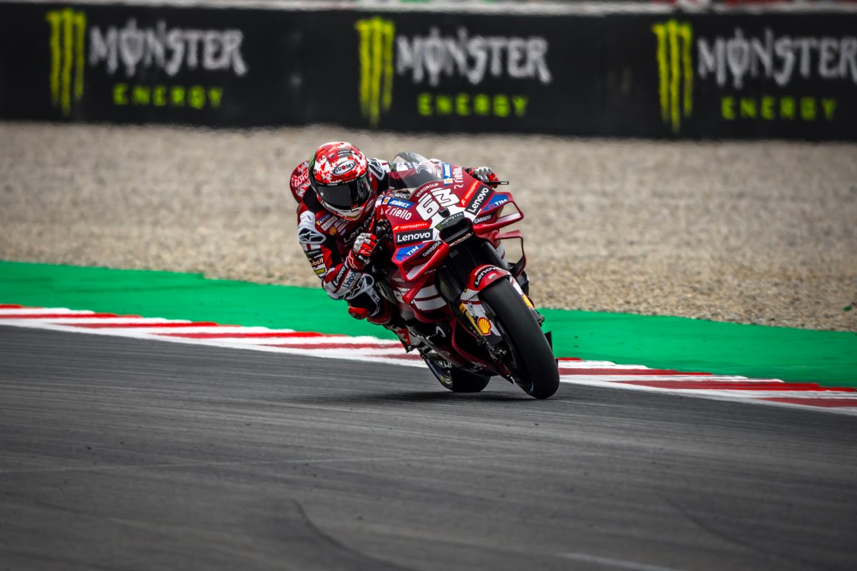 Bagnaia revela suspeita de lesão no punho em acidente: “Algo não está no lugar”