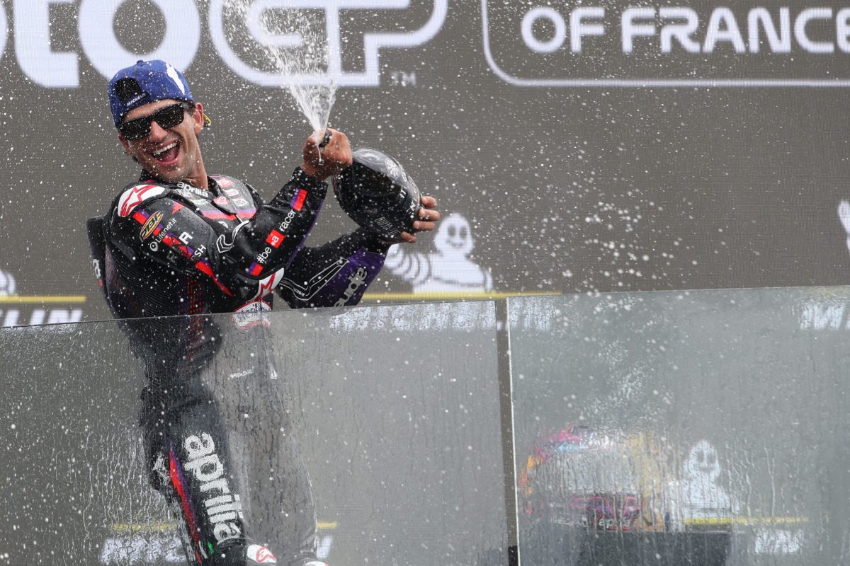 “É uma pena que Martín tenha incinerado pontes com Aprilia na MotoGP”, diz Ju Tesser