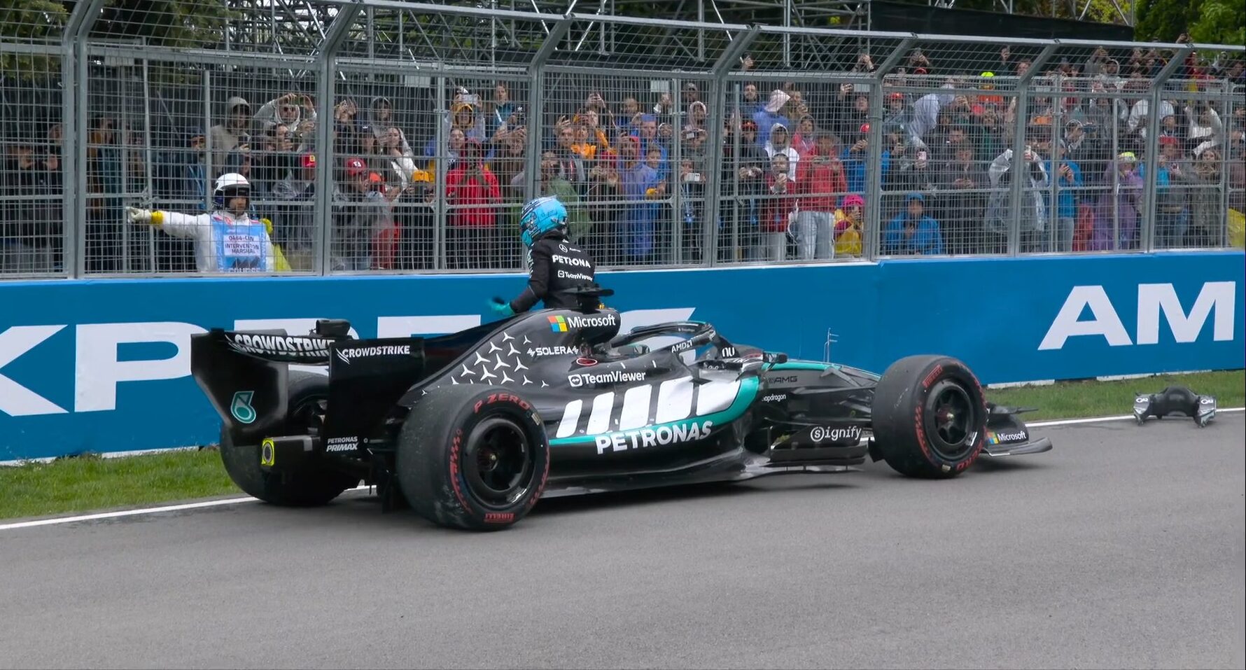 Russell vê carro quebrar e abandona GP do Canadá após pega eletrizante contra Antonelli