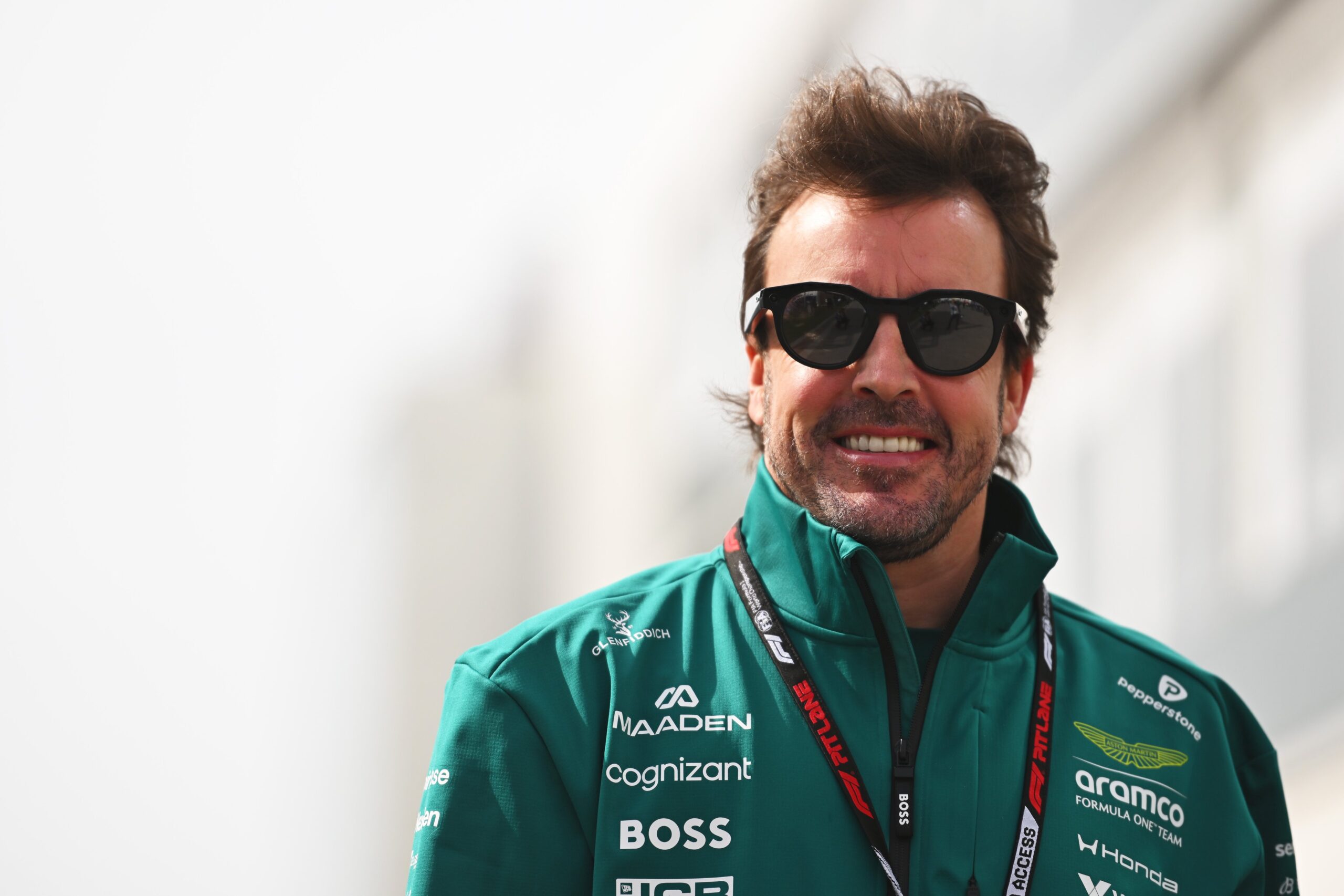 Alonso descarta retiro, pero advierte: “Si sigo en la F1, es otra historia”