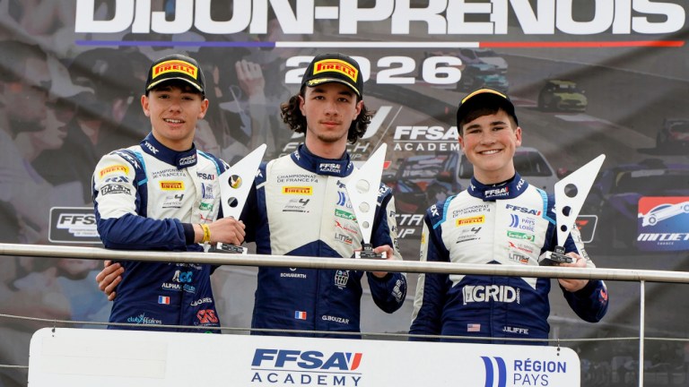 Bouzar vence duas vezes e Ramaekers leva uma na tripleta da F4 Francesa em Dijon