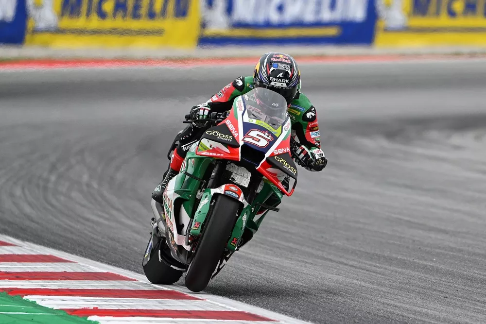 Zarco avança em recuperação de grave lesão no joelho e pilota moto de rua em Andorra
