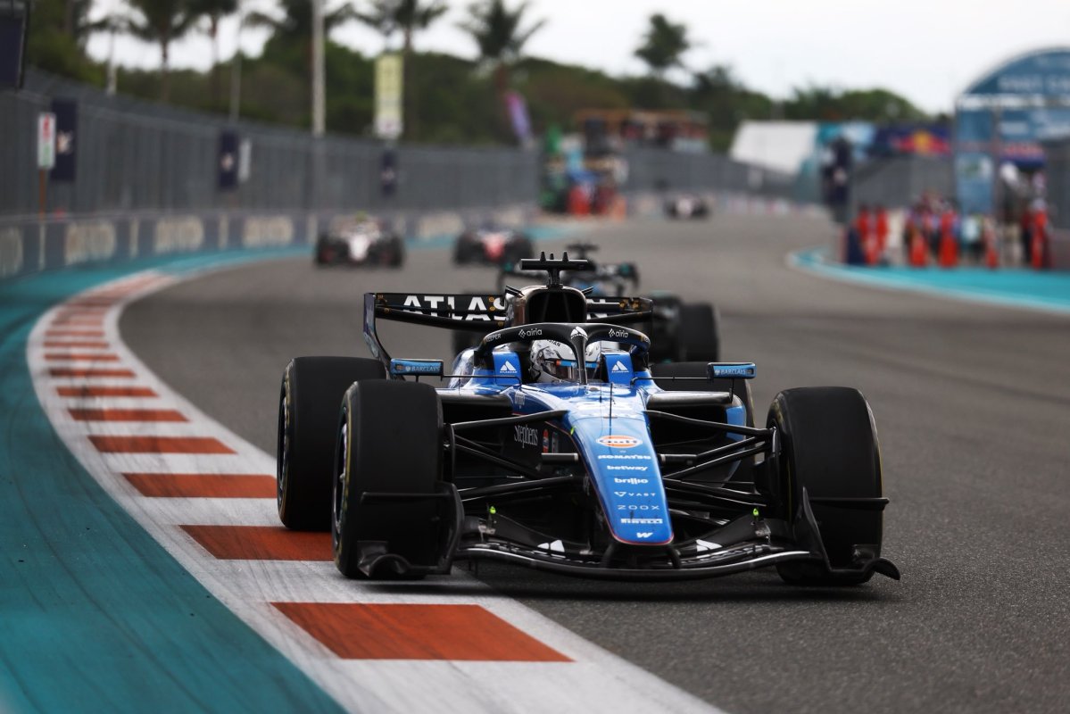 Albon destaca largada e valoriza pontos duplos da Williams em Miami: “Ótimo resultado”