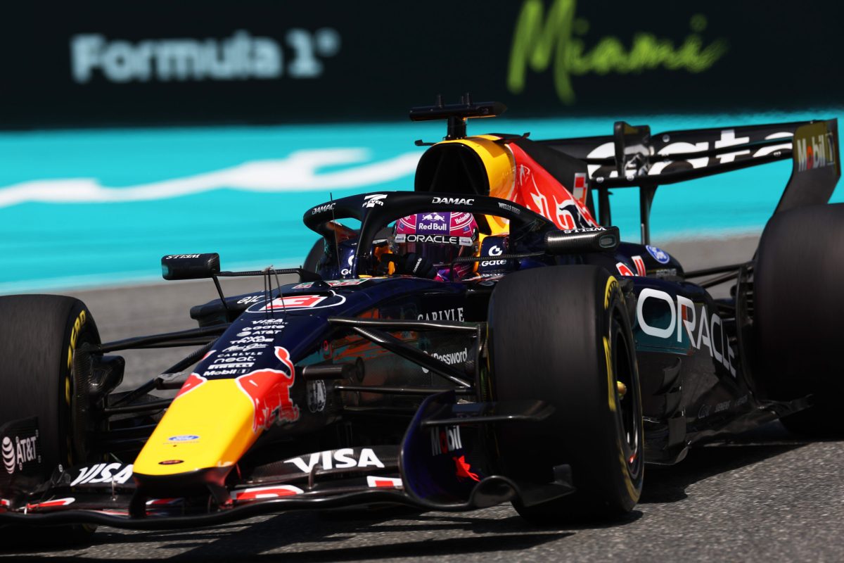 Verstappen vê 2º lugar no grid de Miami como “luz no fim do túnel” para Red Bull na F1