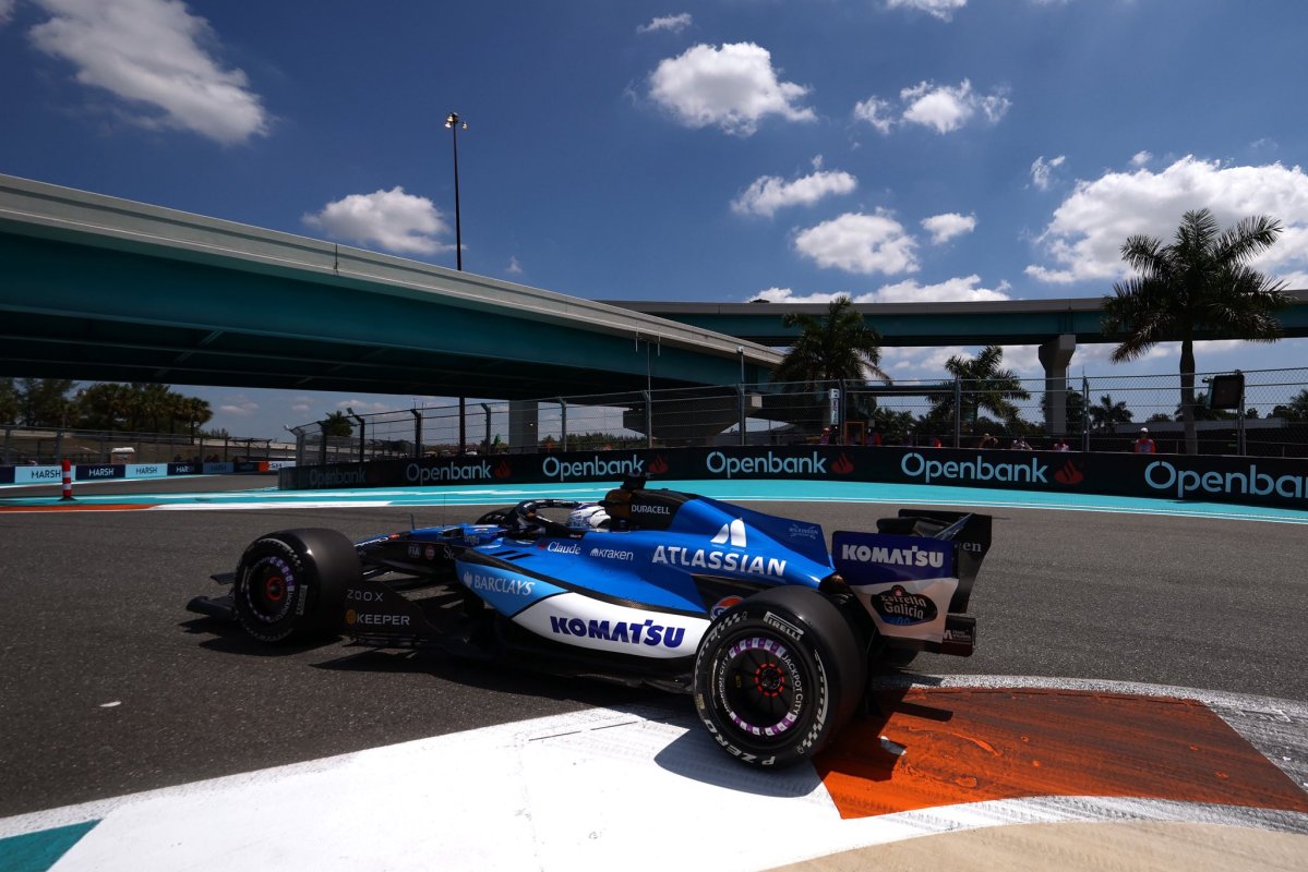 Albon tem volta deletada horas após fim de classificação e cai no grid da sprint de Miami