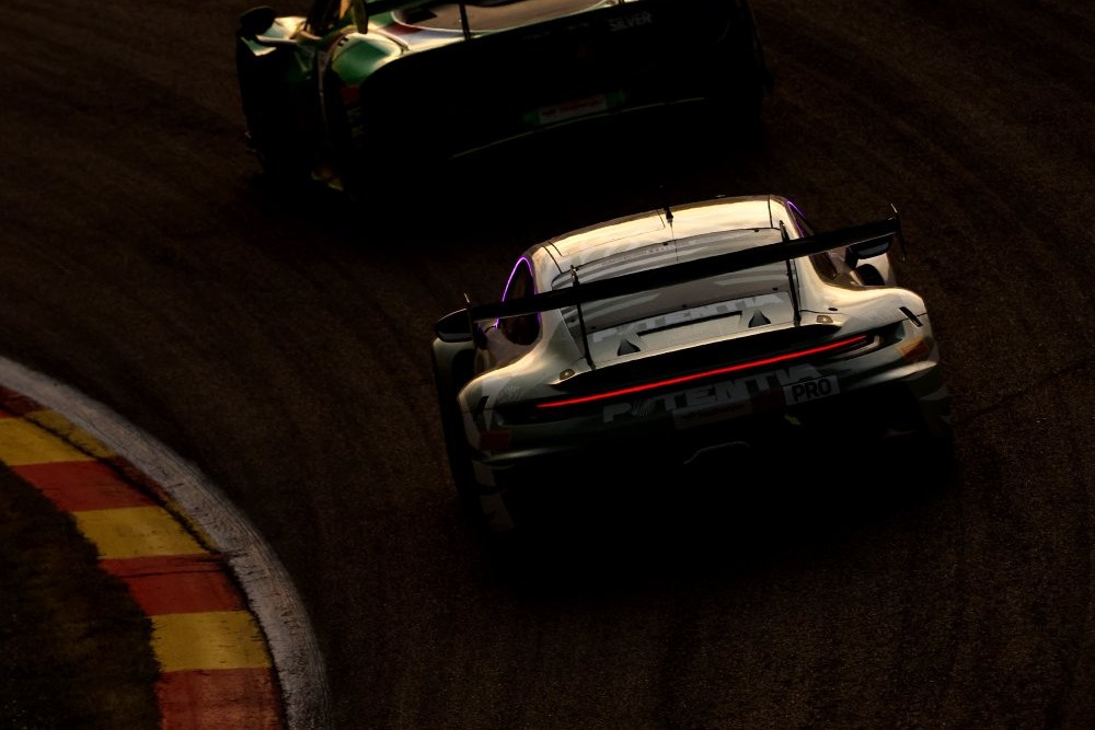 Porsche encerra jejum de 6 anos e vence 24H de Spa com Preining/Feller/Buus