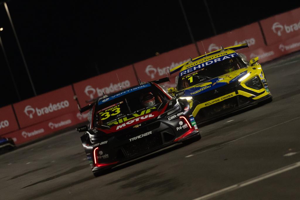 Nelsinho Piquet segura Fraga e vence corrida principal da Stock Car em Cuiabá