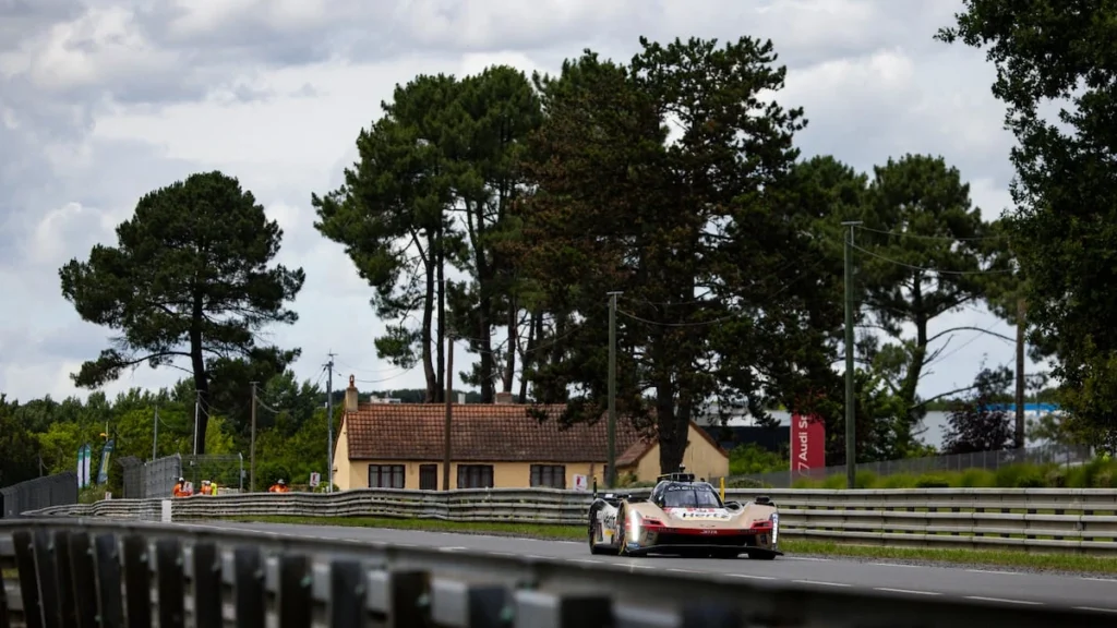 Cadillac aprovecha estrategia y lidera 6ª hora de las 24 Horas de Le Mans; López 2° en LMGT3