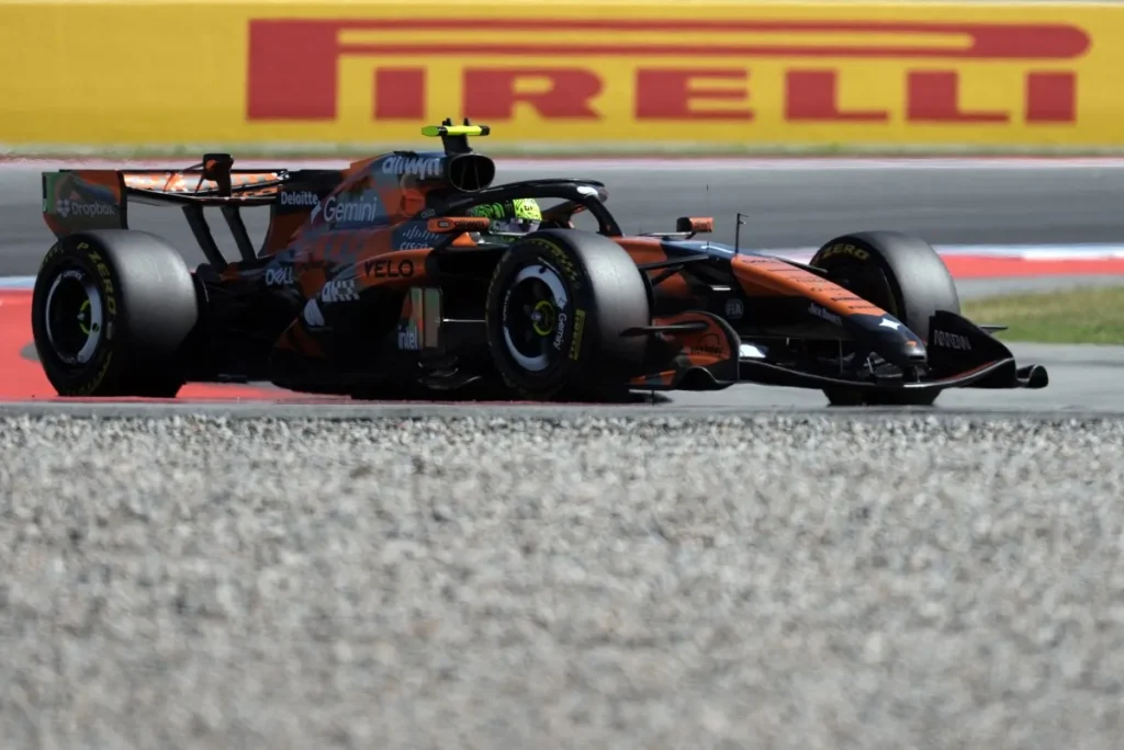 Norris supera a Russell y lidera FP2 de Barcelona; Colapinto, 15°