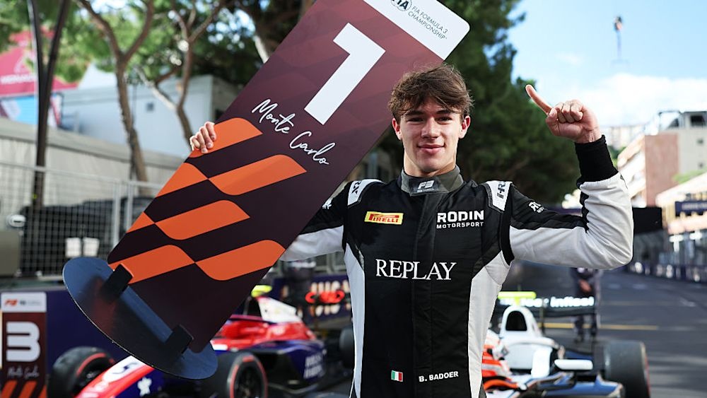 Badoer supera Naël na largada e vence corrida 2 da F3 em Mônaco. Clerot é 8º