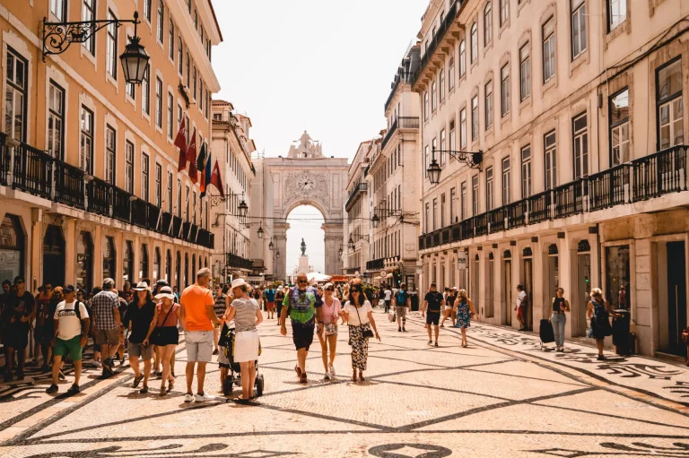 5 razões pelas quais sua próxima visita ao cassino deve ser para um torneio