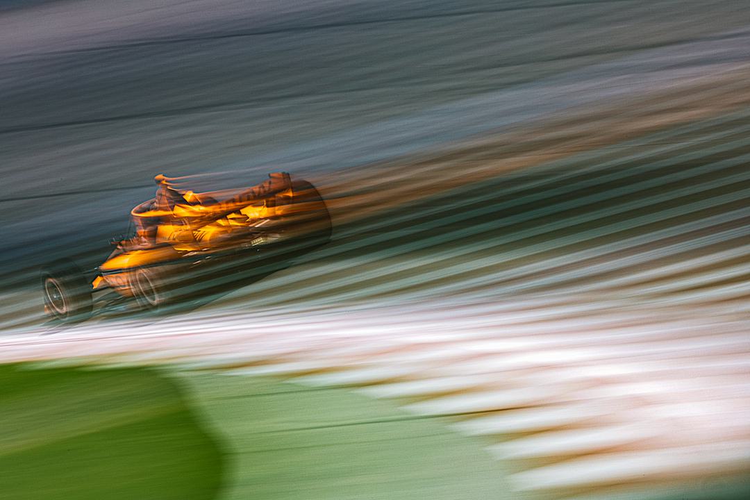 Lundgaard supera a Dixon en el entrenamiento nocturno de Indy en Gateway