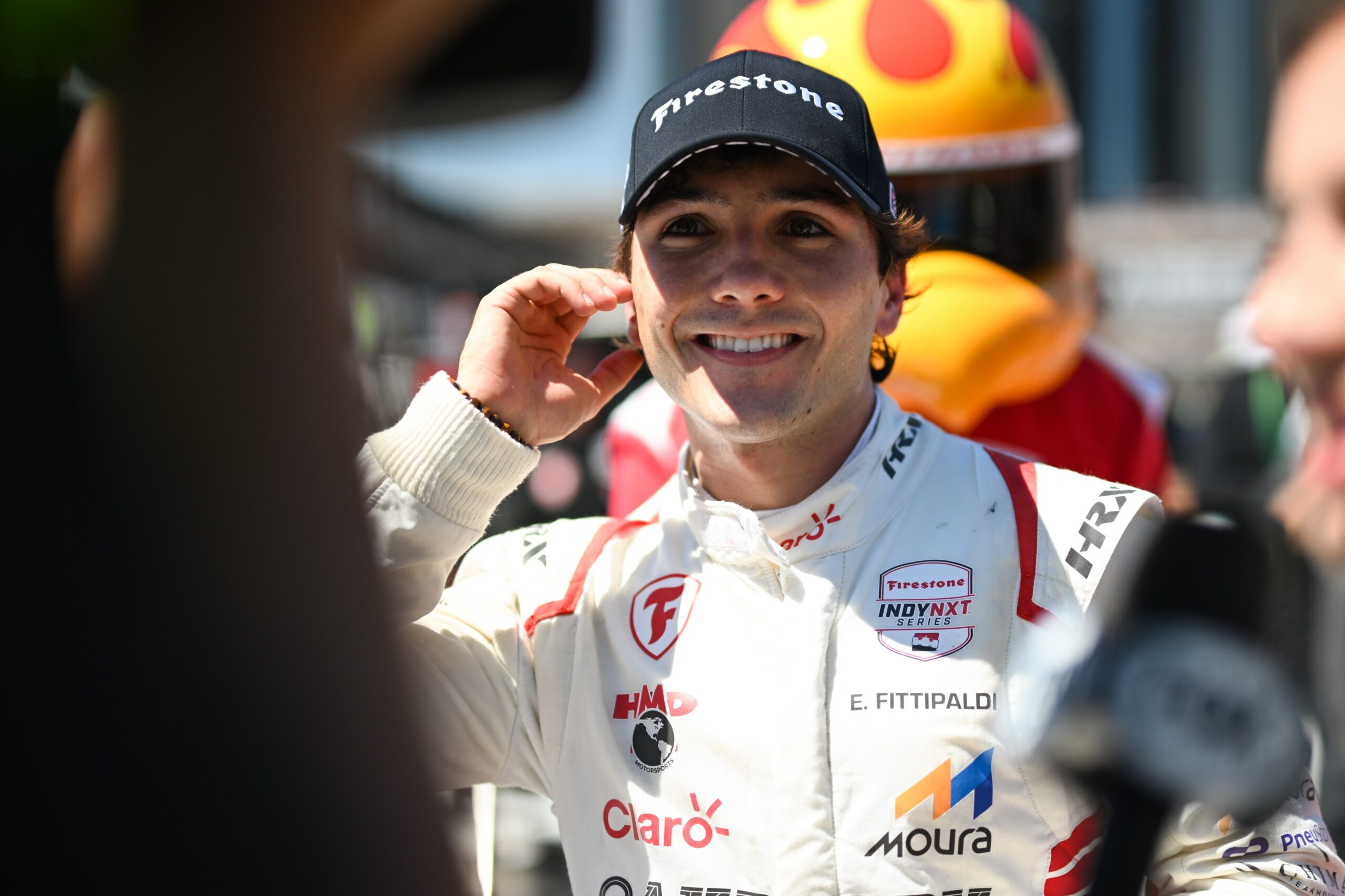 Fittipaldi aproveita caos alheio e transforma consistência em liderança na Indy NXT